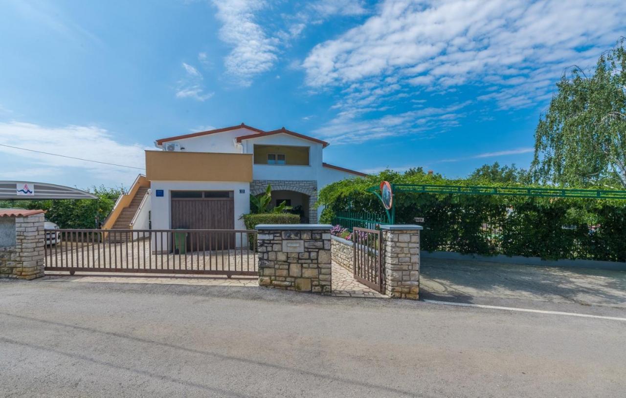Villa Anita With Common Pool Vrvari Luaran gambar